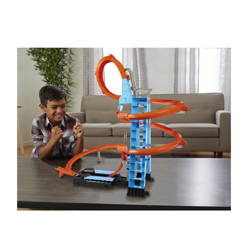 Hot wheels torre de 2025 choques en el aire tiendas